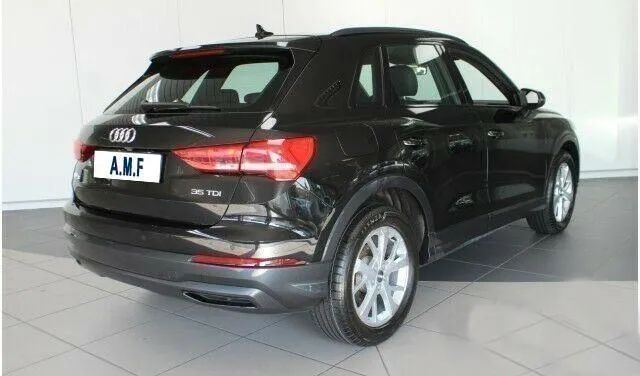 AUDI Q3 35 TDI S tronic Image 2