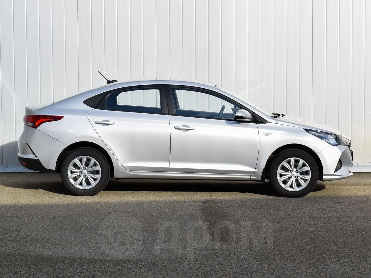 Hyundai Solaris Image 5