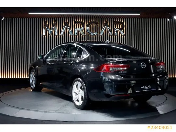 Opel Insignia 1.6 CDTI Grand Sport Design Image 3